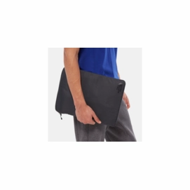 Laptophulle The North Face Flyweight Laptop Sleeve 15 inch Asphalt Grey TNF Black Outdoorsupply